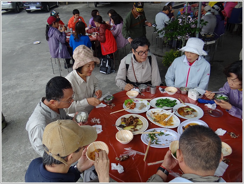 2015-03-23 12-05-19奉天岩良食局午餐.JPG